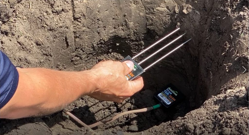 Installing an EarthScout soil probe underground
